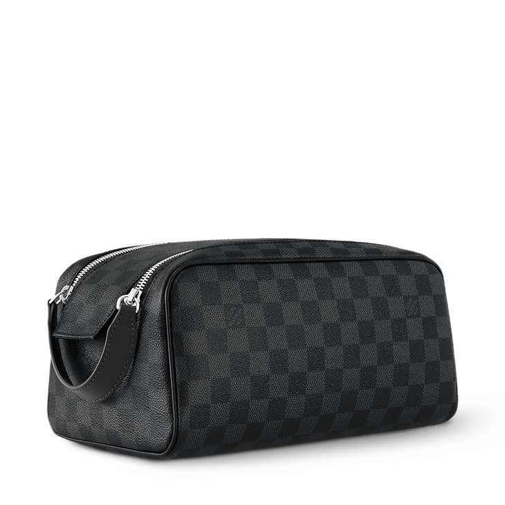 Louis-Vuitton-Dopp Kit-Toilet
